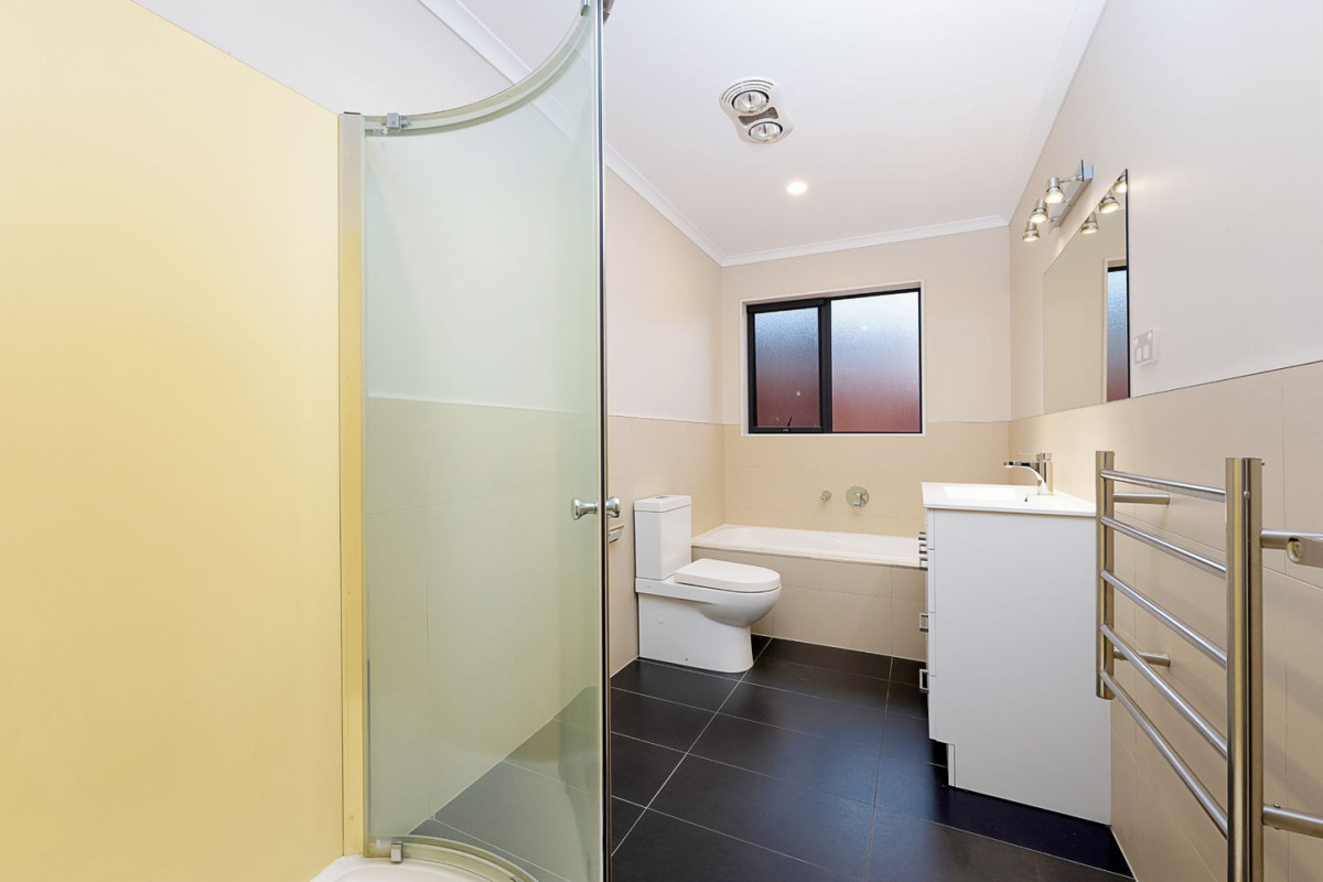Owners moving overseas, 164m2 4 beds 2 baths house with double garage on 475m2 section, close to Westgate Shopping Centre, NorthWest Mall, local schools, easy motorway access, 67 Tiriwa Drive, Massey, Auckland