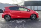 2015 Toyota Aqua Hatchback Automatic, 5 seats, Petrol, 1,496 cc, 119,748 km