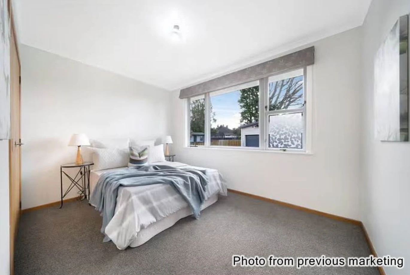 Urgent sale, Must sell, 812m2 section, 3 beds 1 bath house, A secure basement garage paired with ample under-house storage, A massive rear workshop featuring two rooms and three-phase power, 34 Coniston Avenue Te Atatu South, Auckland