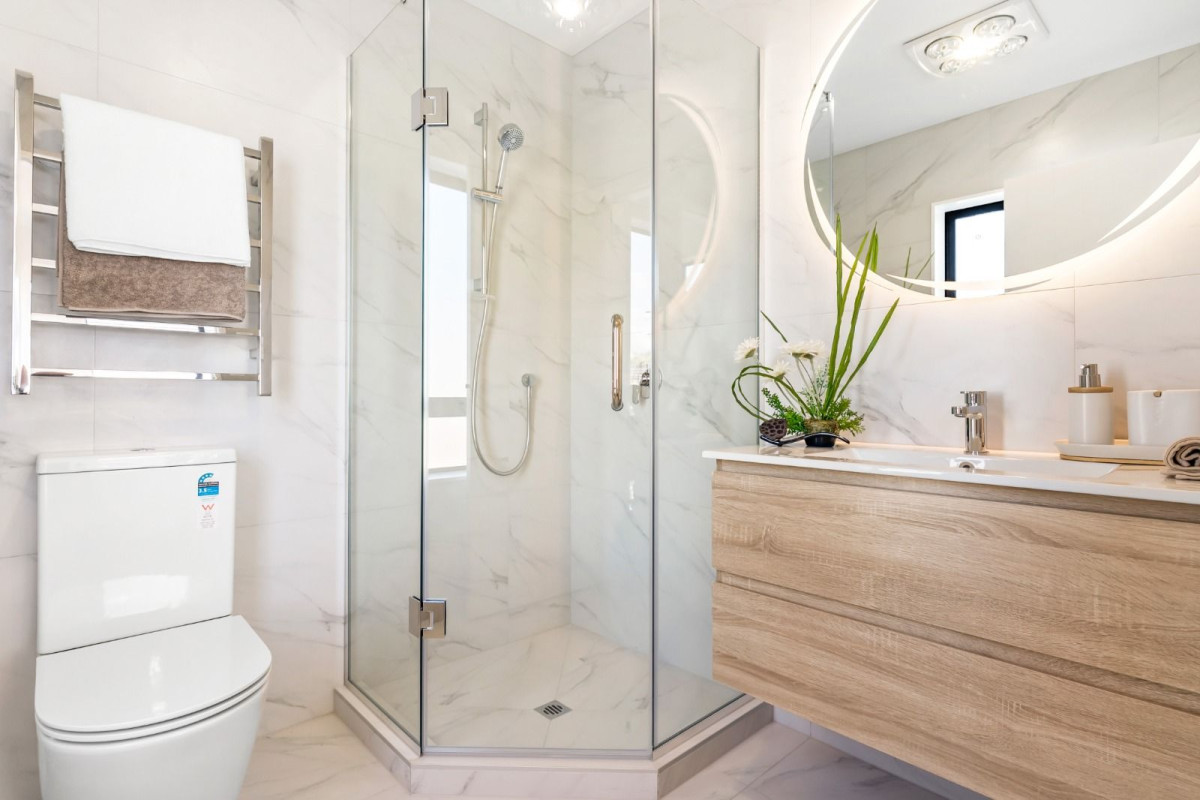 188m2 Brandnew standalone 4 beds + study 3.5 baths house with double garage, easy access to local shops, cafes, schools, parks, public transport, and Lynn Mall Shopping Centre, Lot 1/29 Busby Street Blockhouse Bay, Auckland