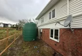 For rent, 2 beds 1 bath unit, Available from 27th June, Conveniently located behind the local shops on Main Road, 68 Main Road, Kumeu, Auckland