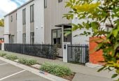 Brandnew, 1-124: 3 Bedrooms 3 Bathrooms with carpark. Floor size: 90m2 plus courtyard 37m2. Price: $900,000 +, 7A & 7B: Dual Key Two Studio Apartments. Floor size: 73m2 plus courtyard 24m2. Price: $700,000 +, Unit 113: 2 Bedrooms 3 Bathrooms with carpark. Floor size: 74m2 plus courtyard 16m2. Price: $800,000 +, 124 Taylors Road Mt Albert, Auckland