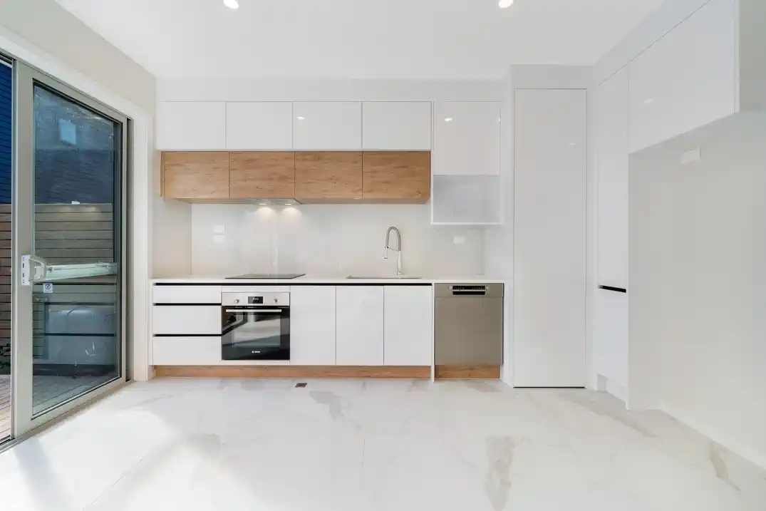 For rent, 2 beds 2 baths townhouse with private backyard decking, OFF-STREET Parking Only!!!! Available now , 4/20 Bentley Road, Otara, Auckland