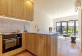 Brandnew, UNIT 13: 3 Bedroom flexi, 3 Bathrooms,1 carpark. Floor area: 71m2 + courtyard 18m2. Price: $700,000+, 666B Great South Road, Ellerslie, Auckland