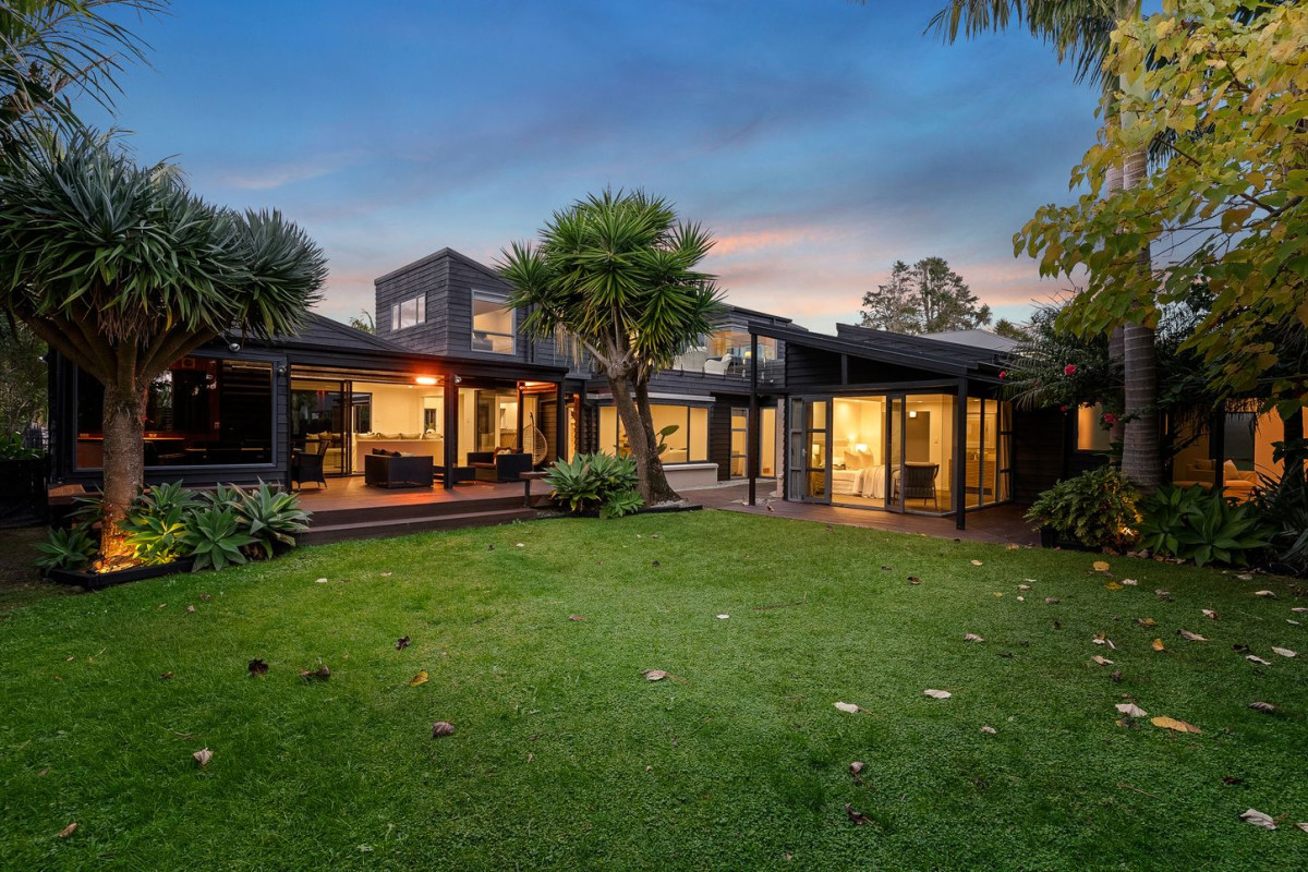 Overseas vendors committed to sell, 1420m2 section, Over 400m2 5 beds 3.5 baths, double garage, swimming pool, Striking cedar architectural home offering resort-style family living, moments from Wainoni Park and local amenities, 6 Birchwood Grove, Greenhithe, Auckland