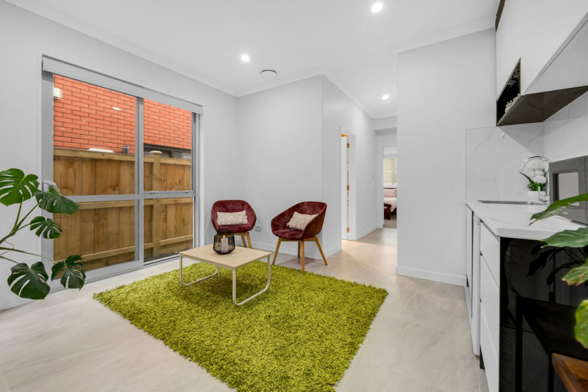 456m2 section, 2 Kitchens, 364m2 8 beds (4 ensuites) 6.5 baths house with double garage and 2 beds granny, close to reserve, schools, Ormiston town centre, 40 Rashni Road, Flat Bush, Auckland