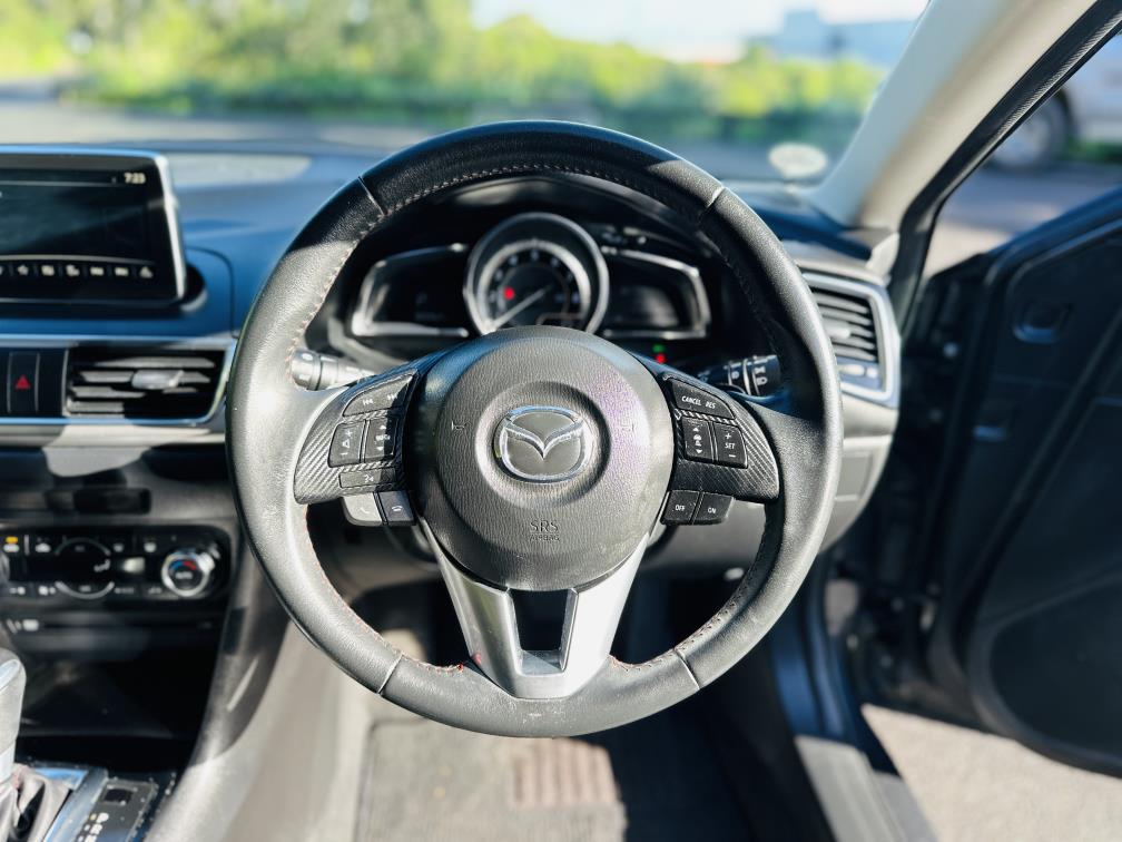 2015 Mazda Axela 20S SPORTS !! HIGH SPEC !! Hatchback Tiptronic, 5 seats, Grey, New Import, Petrol, 2,000 cc, 80,060 km
