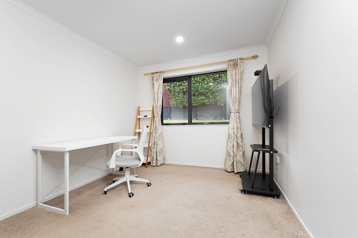 Owners moving overseas, 164m2 4 beds 2 baths house with double garage on 475m2 section, close to Westgate Shopping Centre, NorthWest Mall, local schools, easy motorway access, 67 Tiriwa Drive, Massey, Auckland