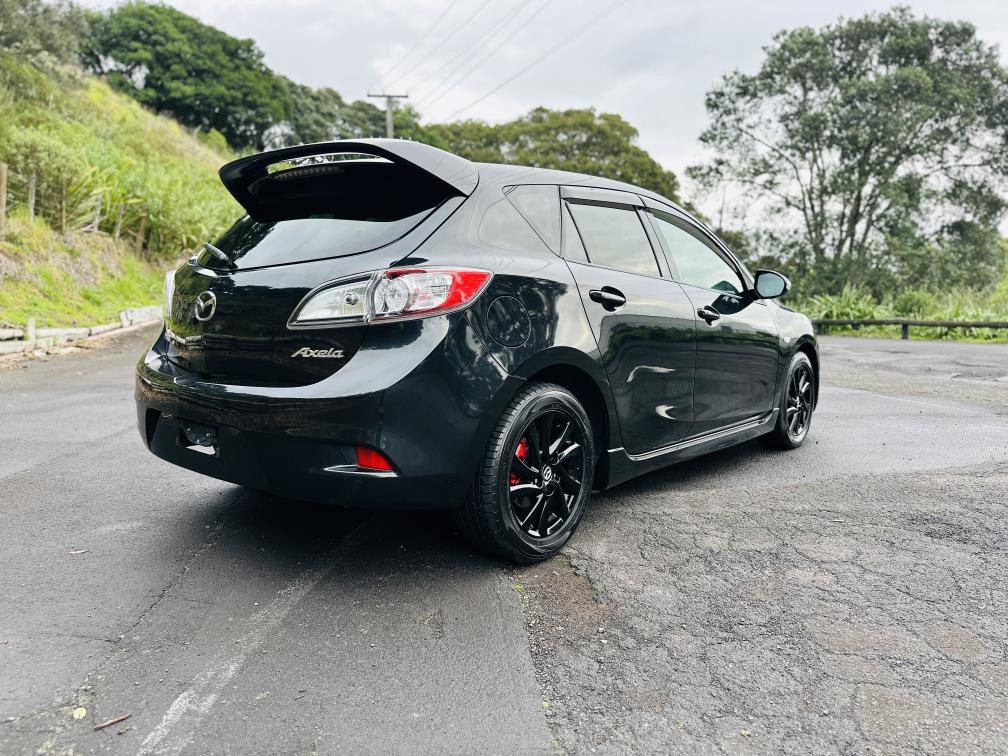 2013 Mazda Axela 15S SPORTS !! STUNNING ALLOYS !! Hatchback Tiptronic, 5 seats, Black, New Import, Petrol, 1,500 cc, 67,312 km