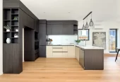Brandnew 3 double bedrooms plus a dedicated home office/study 2.5 baths home with garage, zoned for Mangapikopiko School with elite ACG Strathallan just a short drive away. close to shops, motorway access, 21 Aratuhia Lane Rosehill, Auckland