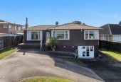 Deceased Estate, 875m2 section, 3 beds 1 bath house, A short walk to Jean Batten School; handy to Sir Douglas Bader Intermediate and Aorere College, Close to Māngere Town Centre, supermarkets, and local parks, motorway access, 18 Prangley Avenue, Mangere, Auckland