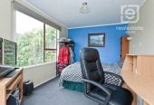 For rent, Macleans College zone, No smoking allowed, Pets considered on request, 2 beds + Flexi room 1 bath home with garage, available 26th June, 2/68 Hattaway Avenue, Bucklands Beach, Auckland