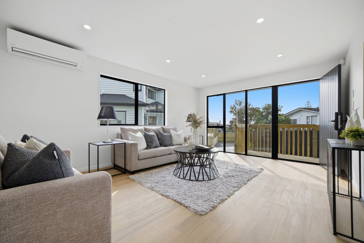 10-Year Master Build Guarantee, Brandnew standalone 4 beds 2.5 baths home with garage, close to schools, local shops, motorway access, Lot 4/9 May Avenue, Te Atatu South, Auckland