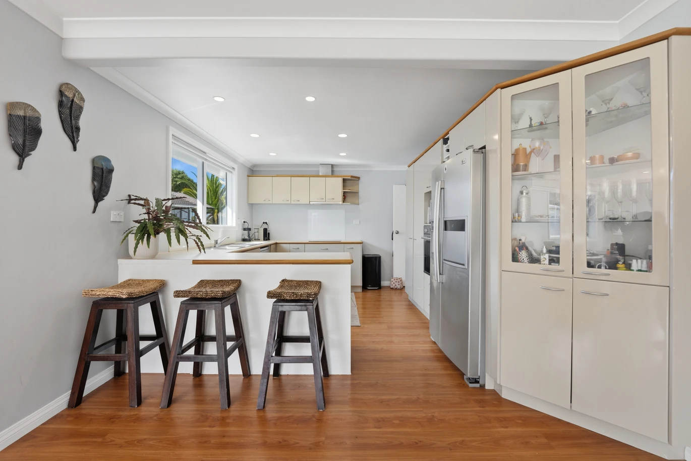 909m2 section, 158m2 4 beds 2 baths main houe PLUS a separate wing/sleepout with a 5th bedroom, bathroom, and covered deck, a massive covered patio with a professional-grade wood-fired pizza oven and a fully equipped outdoor bar area, a large carport, close to reserves, local shops, schools, 23 Tabitha Crescent Henderson, Auckland