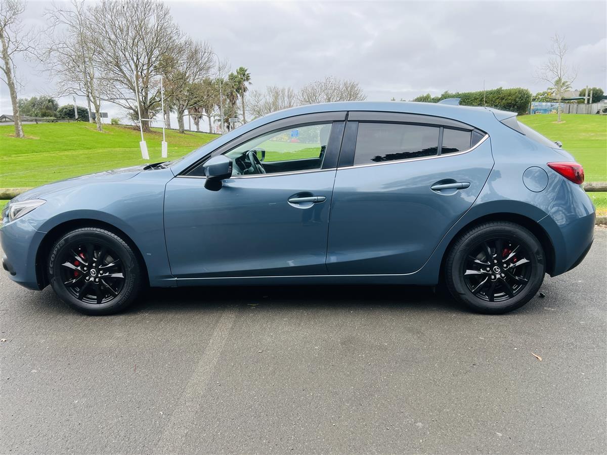 2014 Mazda Axela 1.5S 6 SPEED MANUAL SKYACTIV Hatchback Manual, 5 seats, Blue, Petrol, 1,500 cc, 74,524 km