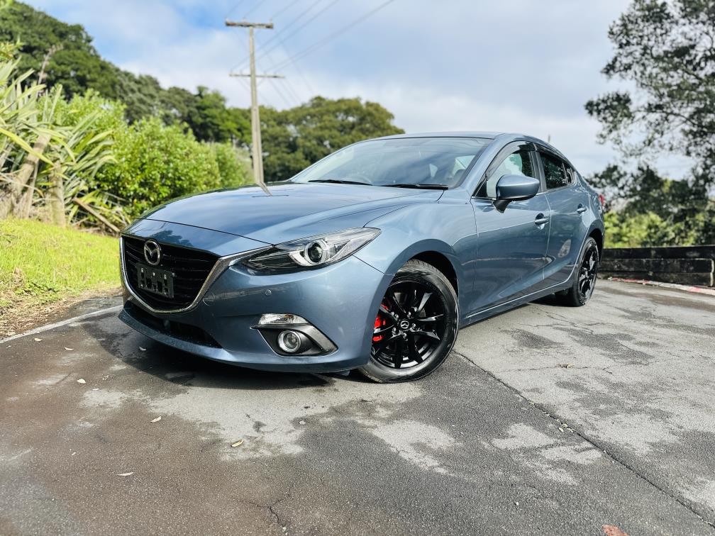 2014 Mazda Axela HYBRID !! HIGH SPEC !! Hatchback Tiptronic, 5 seats, Blue, New Import, Hybrid, 2,000 cc, 68,703 km