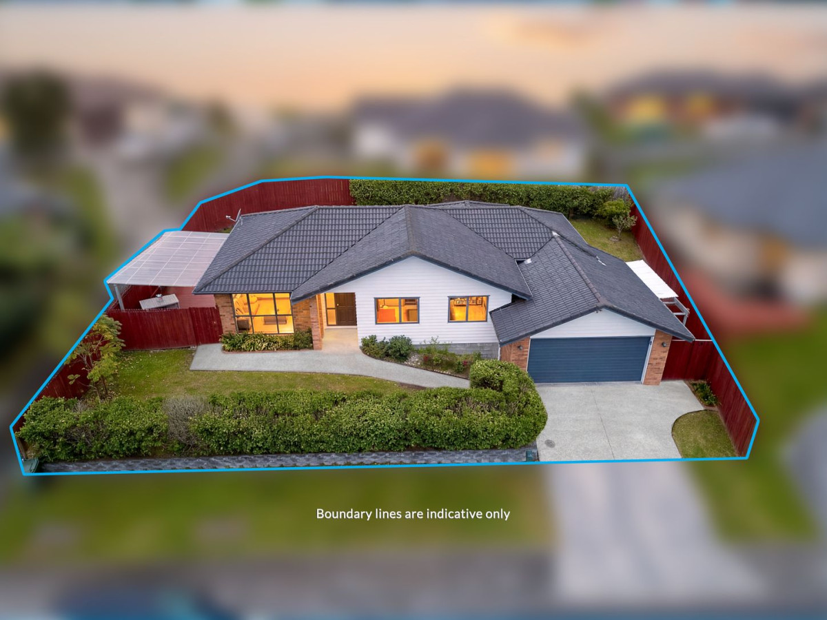 Owners moving overseas, 164m2 4 beds 2 baths house with double garage on 475m2 section, close to Westgate Shopping Centre, NorthWest Mall, local schools, easy motorway access, 67 Tiriwa Drive, Massey, Auckland