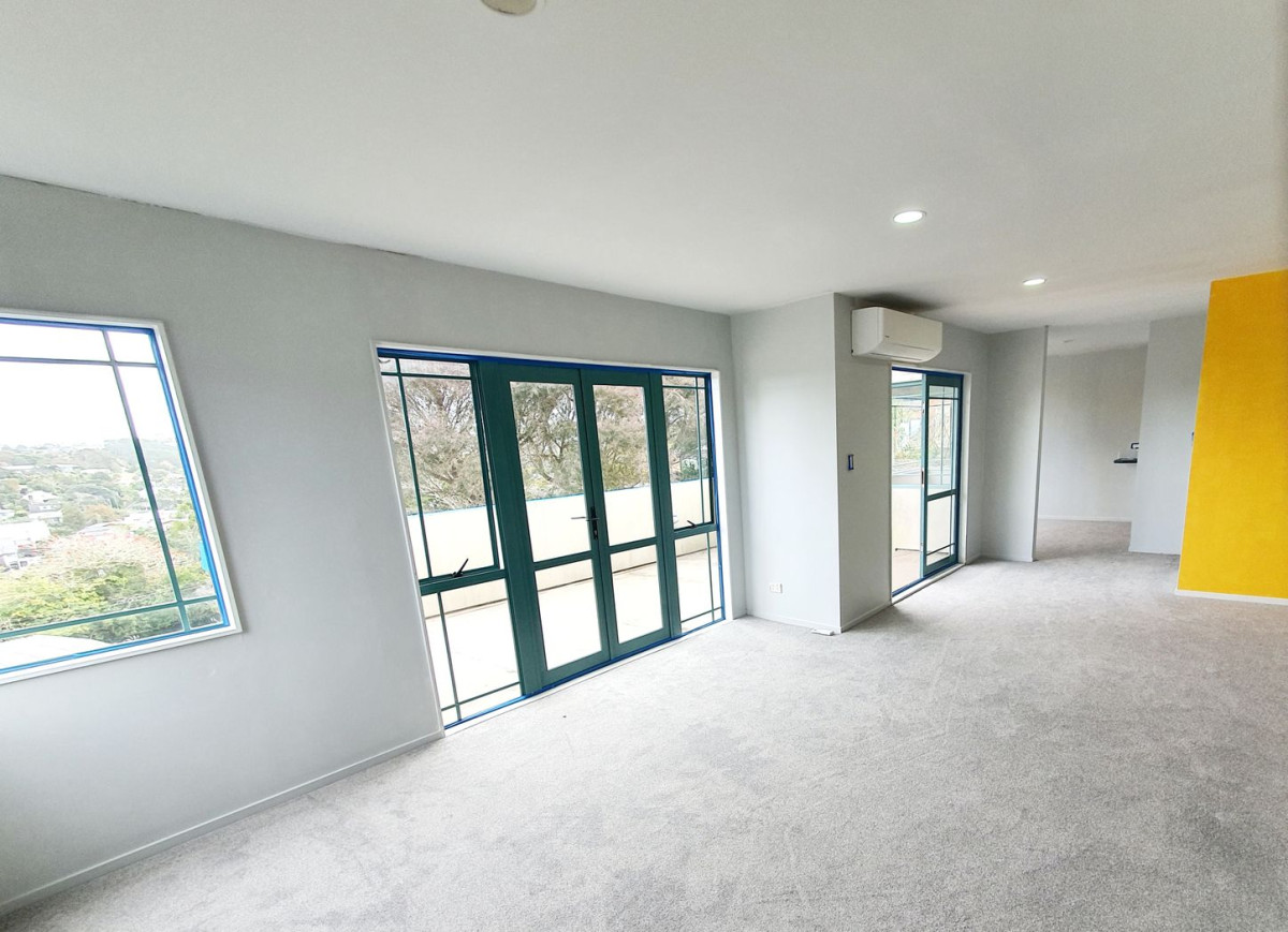 Sea Views, 210m2 Renovated 4 beds (2 ensuites) 3 baths house with double garage, App 5mins walk to the popular Murray’s bay beach with lot of water activity including boat sail and water jump from the jetty, 2/38 Gulf View Road, Murrays Bay, Auckland