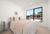 Brandnew standalone 4 beds 2.5 baths home with garage, move-in ready, Just a short drive to Lincoln Road amenities, supermarkets, schools, multiple dining options, and motorway access, 334B Swanson Road, Ranui, Auckland