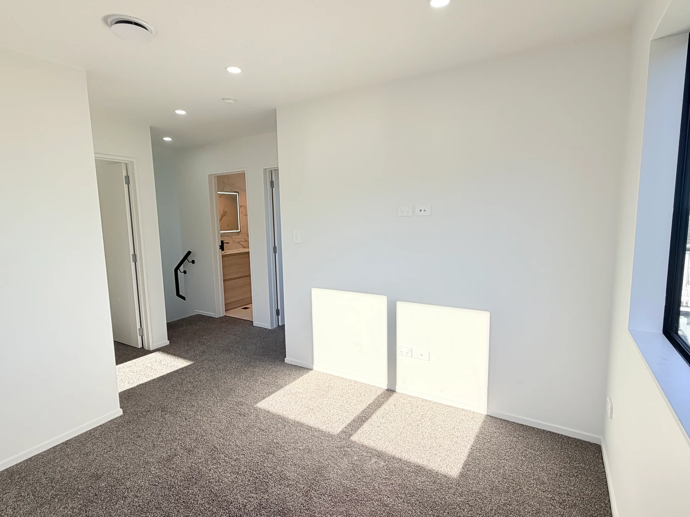 10-Years Stamford Warranty Insurance, Brandnew standalone 3 beds 2.5 baths home with car park, freehold, no body corp or society fee, close to motorway access, local shops, Lot 1/5 Richard Road Mangere, Auckland