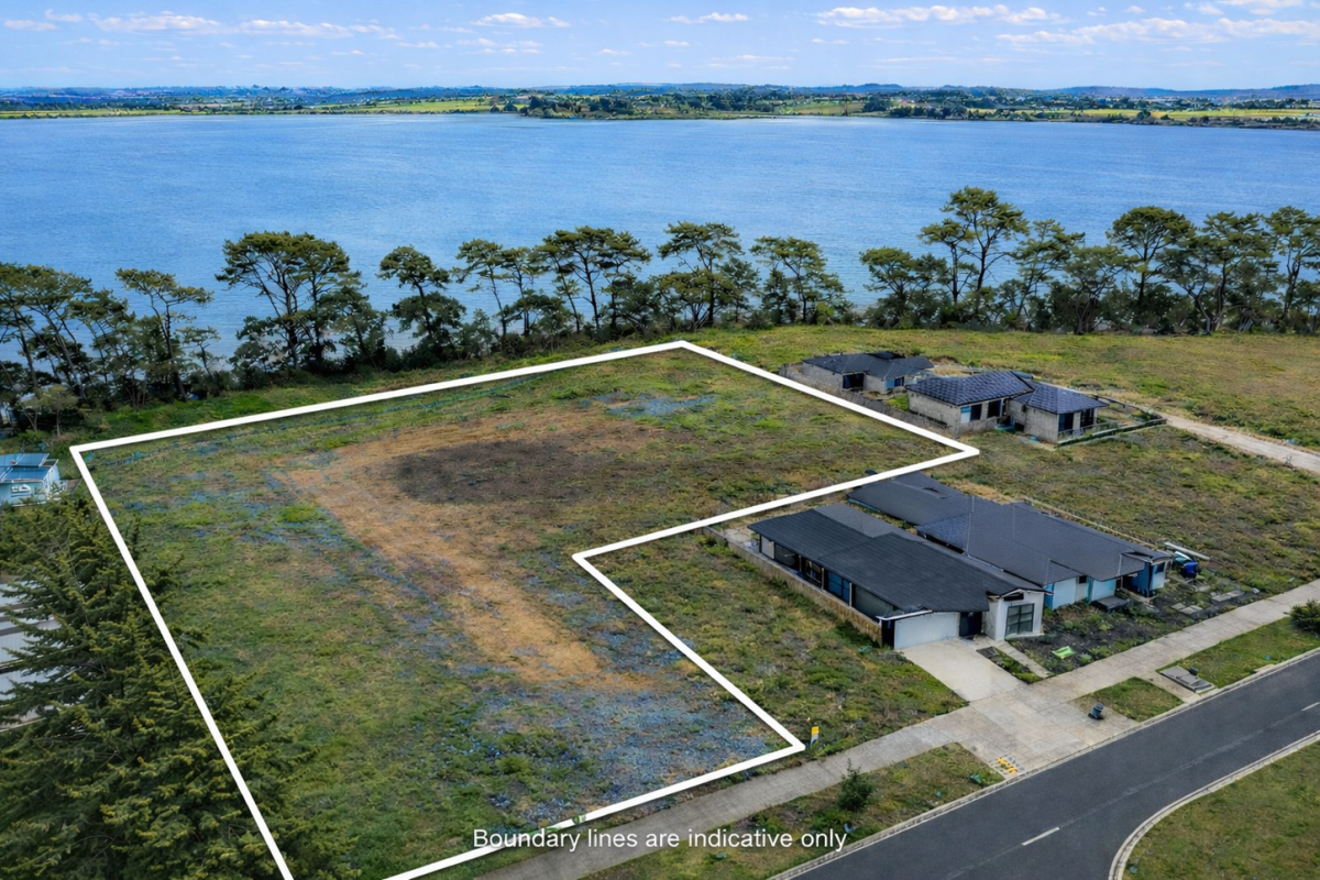 Sea Views, Titles issued – ready to build section, Services to boundary, Protective covenants in place, With coastal walkways, a nearby boat ramp, and a thoughtfully planned neighbourhood, in the fast-growing coastal community of Kahawai Point. 26D McLarin Road, Glenbrook Beach, Auckland