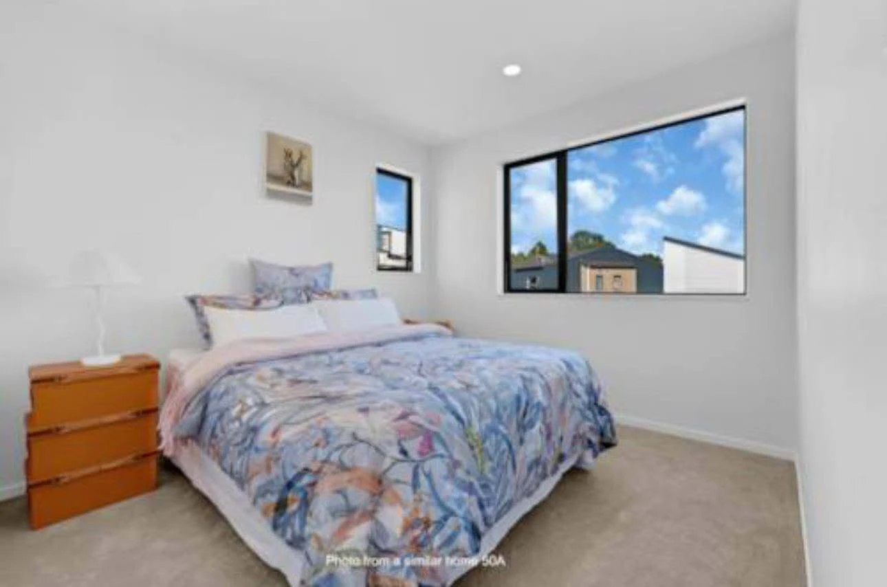 Brandnew 3 beds 2.5 bath duplex home with car park, easy access to Papakura town centre, 44B Crestview Rise Papakura, Auckland