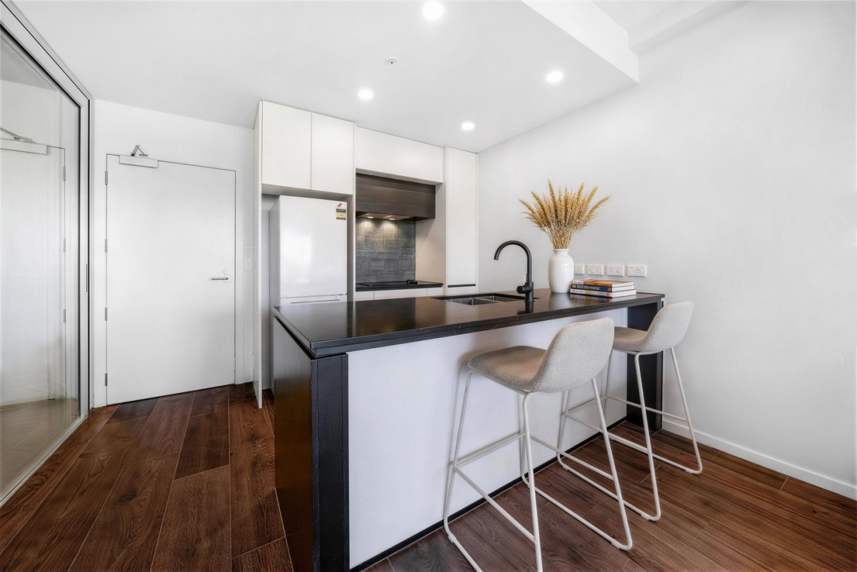 1 bed + study room 1 bath apartment, Approx. 57sqm floor area, Walking distance to Albany station, Westfield Mall, Albany Swimming pool, 102/2A Munroe Lane, Albany, Auckland