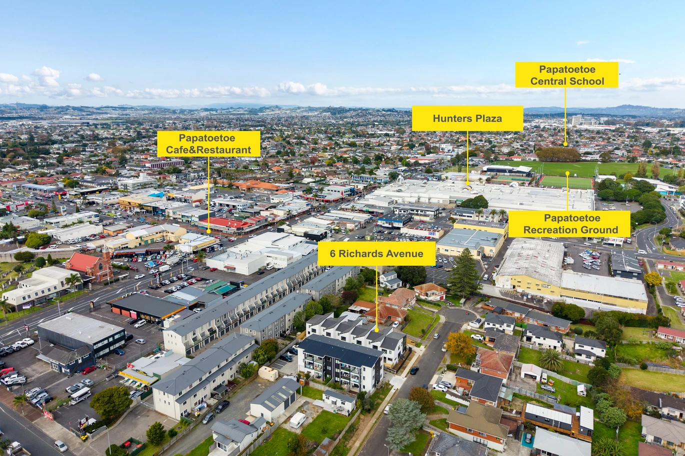 Brandnew freehold 3 beds 2.5 baths home with garage, Stamford’s 10-Year Building Warranty, no body corp or society fees, close to Hunters Plaza, motorway access, Lot 4/6 Richards Avenue Papatoetoe, Auckland