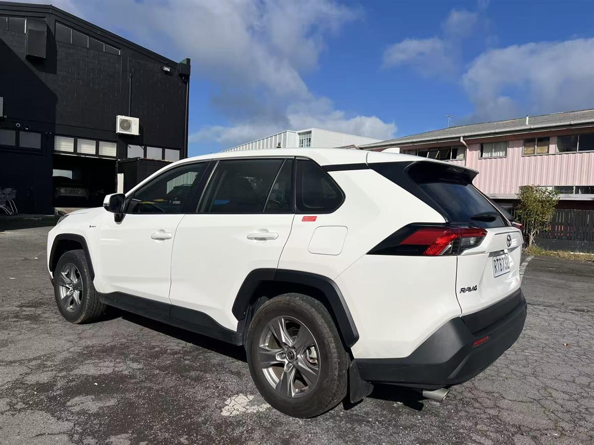 2024 Toyota RAV4 RV/SUV Automatic, 5 seats, 1 owner, Petrol, 2,487 cc, 25,029 km