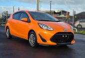 2018 Toyota Aqua *Push Start*Reverse Camera*Nice Mags*3rd Gen* Hatchback Automatic, 5 seats, Hybrid, 1,496 cc, 105,584 km