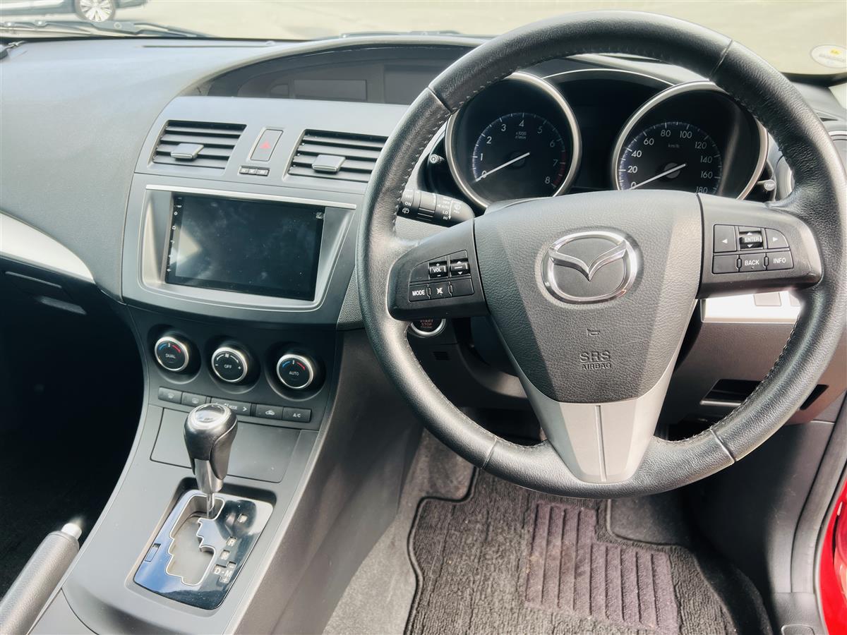 2013 Mazda Axela NEW STEREO APPLE CAR PLAY Hatchback Automatic, 5 seats, Petrol, 1,500 cc, 56,707 km