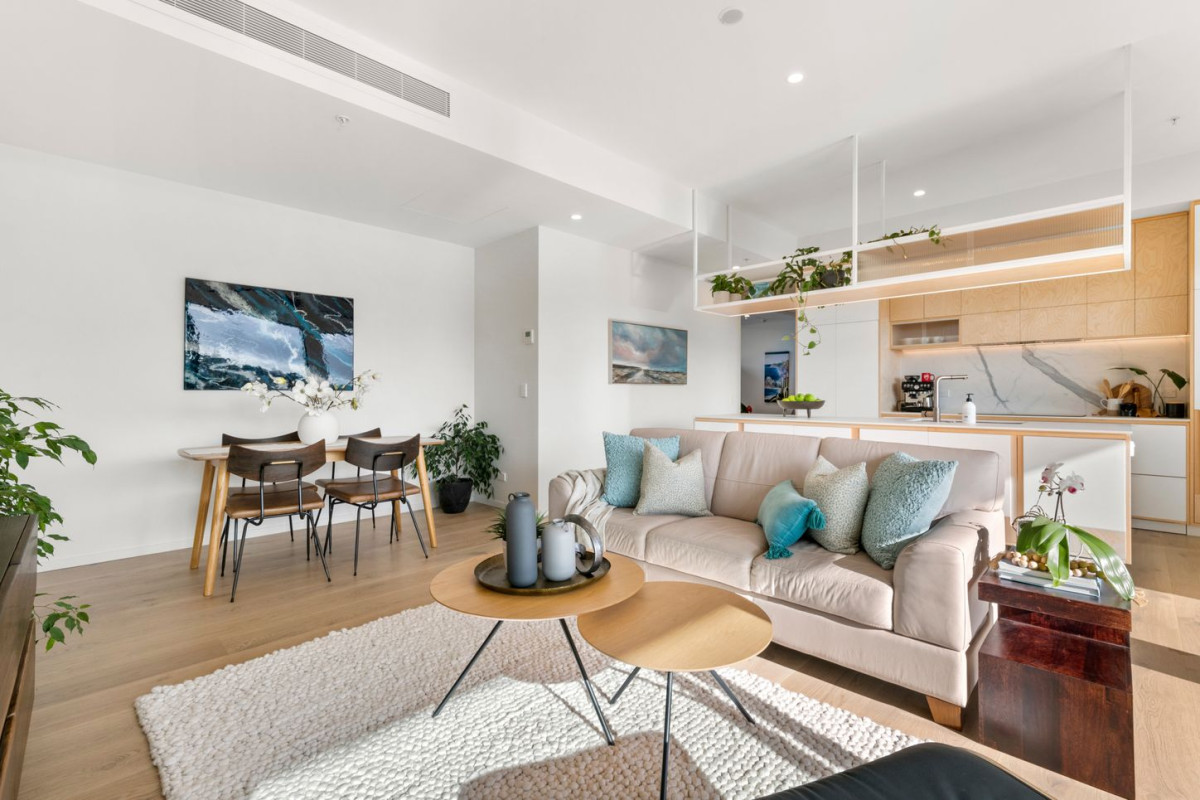 Stunning Beachside Penthouse, 2 beds (1 ensuite) 2 baths + study area 2 car parks apartment, 126 square meters floor area including the 28 square meters under-cover private patio. just a mere 300 meters from the pristine Browns Bay beach. 503/32 Anzac Road, Browns Bay, Auckland