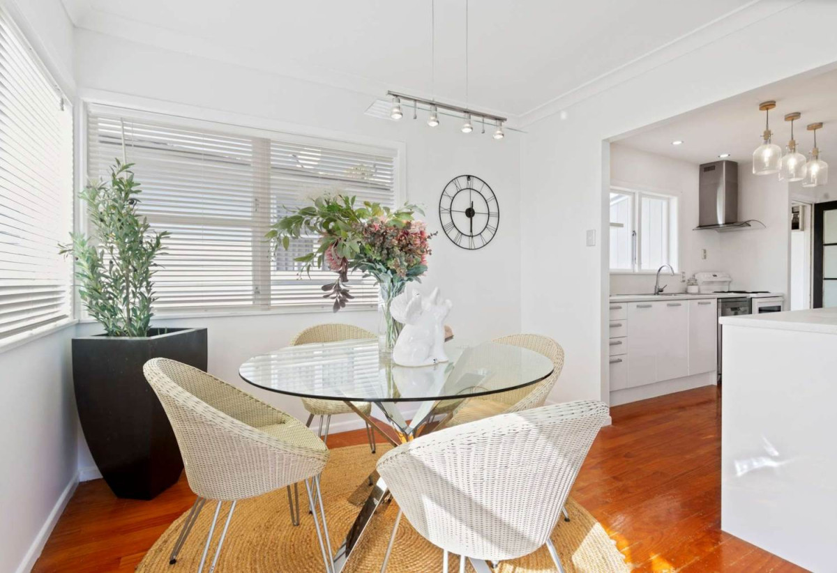 For rent, No pets, No smoking, 3 beds 1 bath house with garage, available 3rd July, 27 Willoughby Avenue, Howick, Auckland