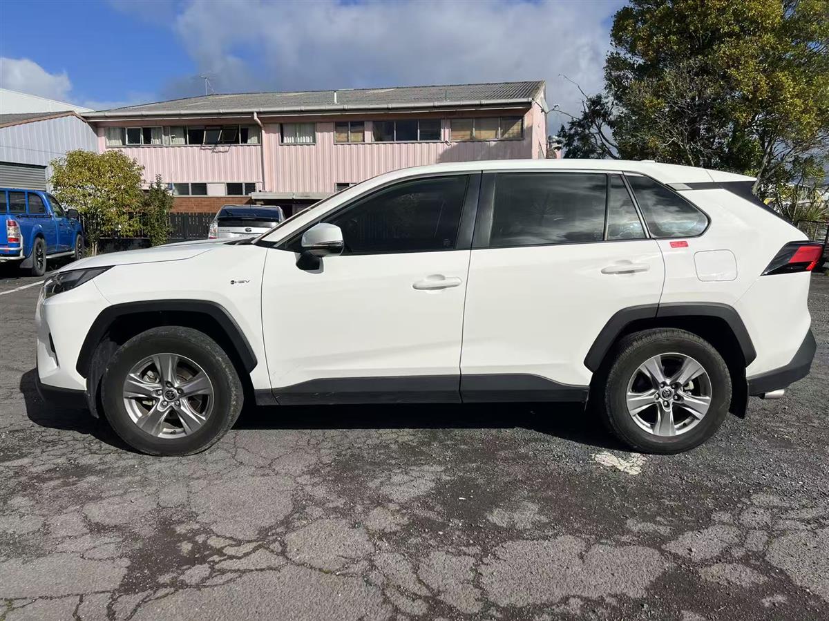 2024 Toyota RAV4 RV/SUV Automatic, 5 seats, 1 owner, Petrol, 2,487 cc, 25,029 km