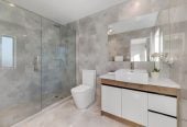 Mission Heights school zone, 2 Kitchens, Clever 1 + 5 layout, 6 beds (3 ensuites) 4.5 baths house, double garage, 34 Kilcooley Road, Flat Bush, Auckland