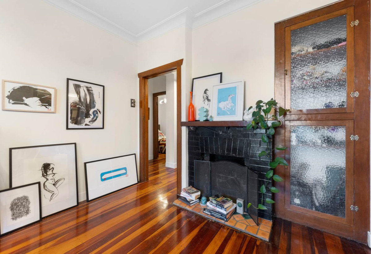 Double Grammar school zone, 2 beds 1 bath unit, close to schhols, Newmarket, 0.5 km to Kohia Terrace School, 0.8 km to Epsom Girls’ Grammar School, 0.9 km to Auckland Normal Intermediate, 1.7 km to Auckland Grammar, 1/223 Manukau Road, Epsom, Auckland