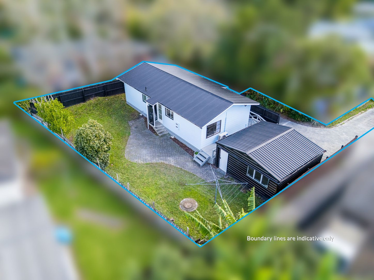 Once in 15 years, 484m2 section, Renovated 3 beds 1 bath house with double garage, easy access to local schools, shops, parks, 13 Hamblyn Place, Ranui, Auckland