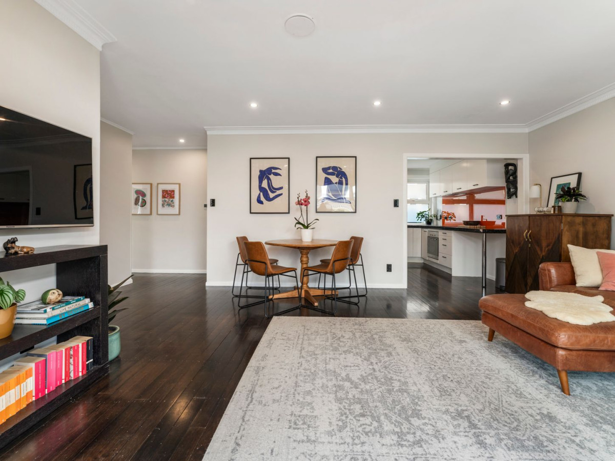Must Sell, Owners relocating to South Island, 107m2 2 beds (1 ensuite) + study room 2baths home with garage, With access to Baradene College, St Thomas School and Selwyn College, 2/64 Allum Street, Kohimarama, Auckland