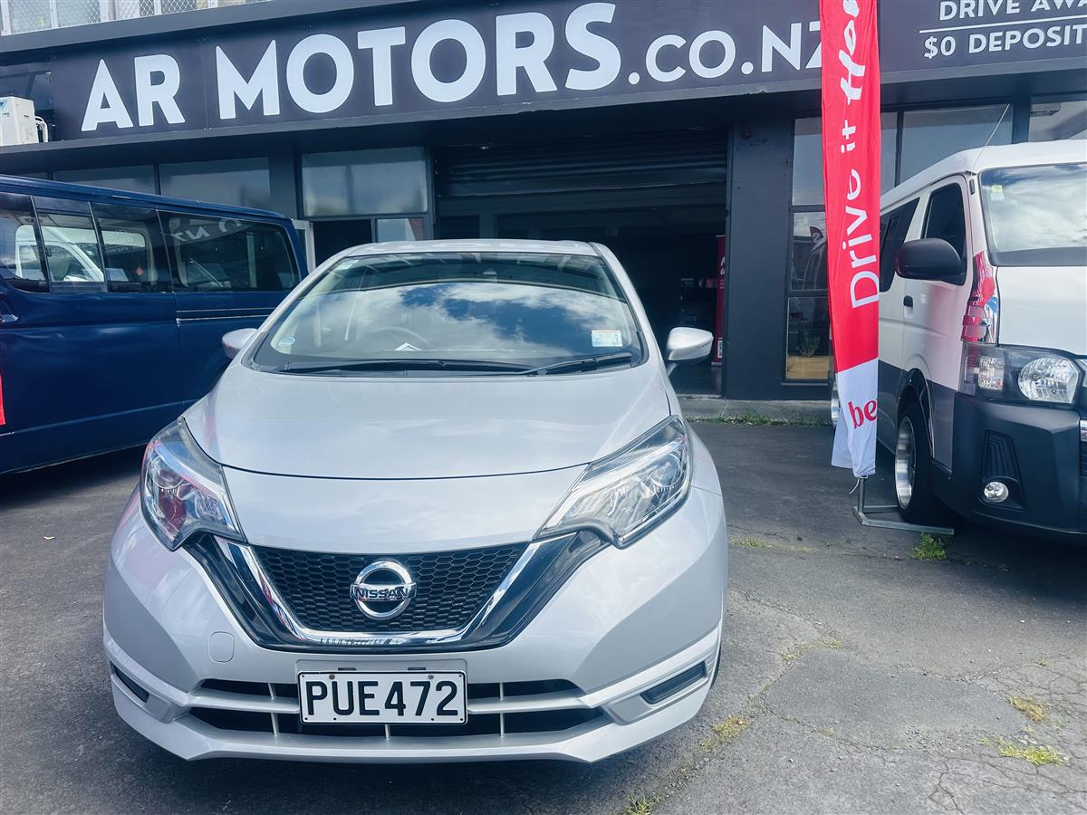 2017 Nissan Note Hatchback Automatic, 5 seats, Silver, Petrol, 1,200 cc, 101,000 km