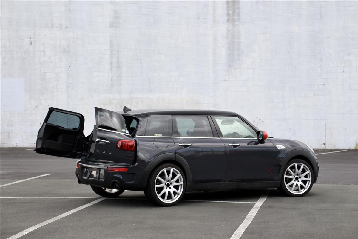 2016 MINI Cooper S Clubman 2.0L Turbo Hatchback Automatic, 4 seats, Grey, Petrol, 2,000 cc, 53,000 km