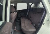 2012 Honda Fit HYBRID !! Top Spec !! heated seats !! Cruise control !! Reverse camera Hatchback Automatic, 5 seats, Hybrid, 1,339 cc, 154,359 km