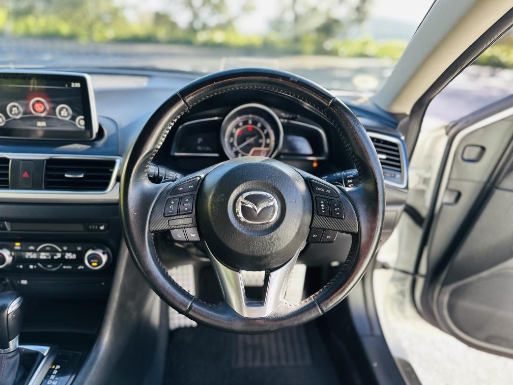 2016 Mazda Axela 20S L SPORTS !! TOP SPEC !! FULLY LAODED !! Hatchback Tiptronic, 5 seats, New Import, Petrol, 2,000 cc, 95,703 km