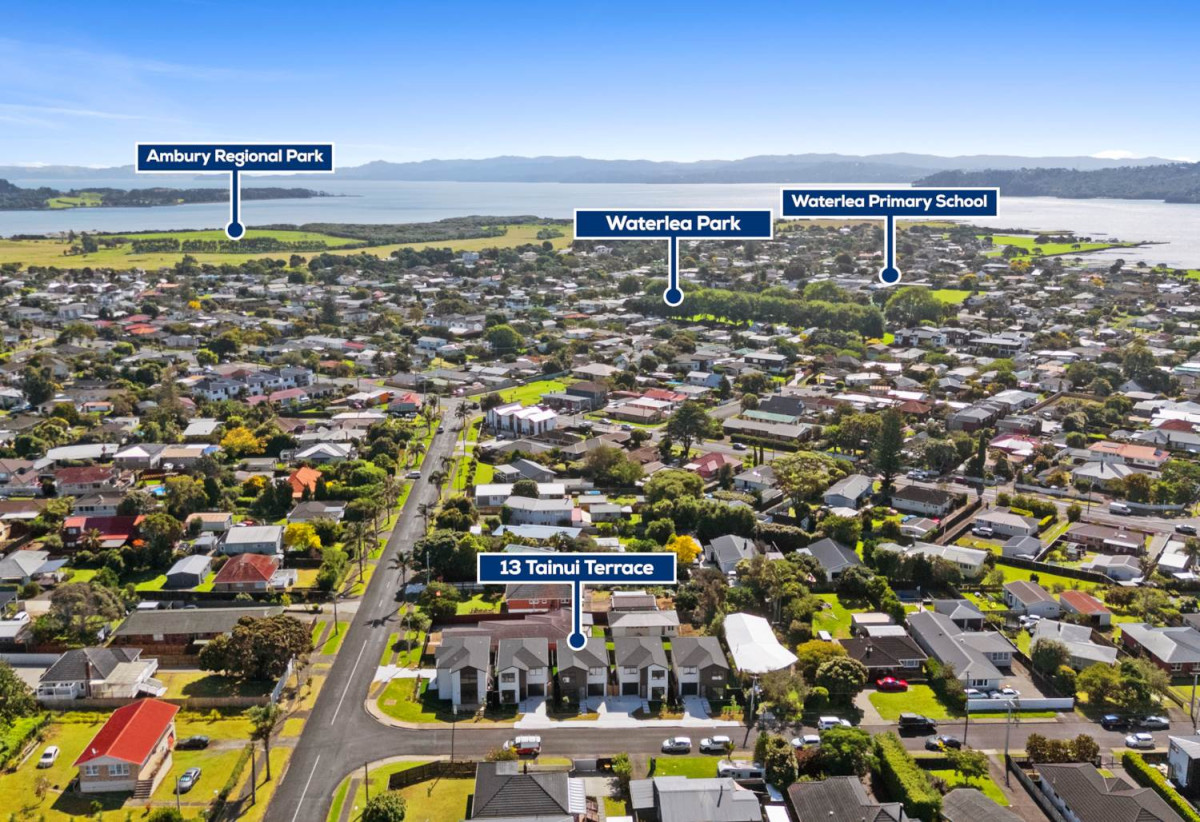 Brandnew standalone 4 beds 2.5 baths home with garage, close to schools, town centre, parks, beach, motorway access, 0.7 km to Mangere Bridge School, 13C Tainui Terrace, Mangere Bridge, Auckland