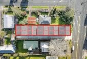 Urgent sale, 140m2 Brandnew freehold 3 beds 2 baths home with garage, just 600m to Kelston Mall (Woolworths, McDonald’s) with schools, gyms, and motorway access moments away, 0.8 km to Glen Eden School, 10/4052 Great North Road, Glen Eden, Auckland