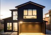 Motivated Vendor, Ignore The CV, 2 kitchens, 7 beds + study 6.5 baths house with double garage and 3beds 2 baths granny, move-in ready, close to The Gardens School, the Botanic Gardens, and with easy motorway access, 20 Jabal Crescent, Totara Park, Auckland