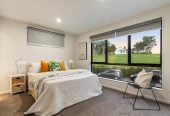Motivated Vendor, Ignore The CV, 2 kitchens, 7 beds + study 6.5 baths house with double garage and 3beds 2 baths granny, move-in ready, close to The Gardens School, the Botanic Gardens, and with easy motorway access, 20 Jabal Crescent, Totara Park, Auckland