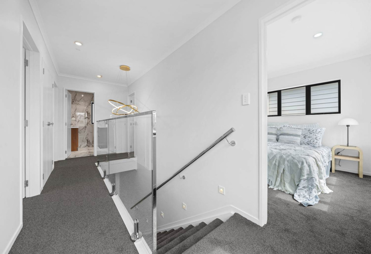 Brandnew standalone 3 beds 2.5 baths home with garage, close to Papakura Town Centre, local schools, parks, and easy motorway access, 0.3 km to Cosgrove School, 1.4 km to Papakura High School, 1.6 km to Papakura Intermediate, Lot 3/174B Clevedon Road, Papakura, Auckland