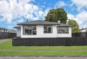 Urgent sale, 607m2 section, Renovated 4 beds 2 baths house with garage, close to parks, schools, shopping centres, 0.7 km to Elm Park School, 38 Hope Farm Avenue, Pakuranga Heights, Auckland
