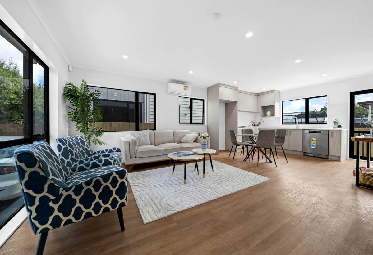 Brandnew standalone 3 beds 2.5 baths home with garage, close to Papakura Town Centre, local schools, parks, and easy motorway access, 0.3 km to Cosgrove School, 1.4 km to Papakura High School, 1.6 km to Papakura Intermediate, Lot 2/174B Clevedon Road, Papakura, Auckland