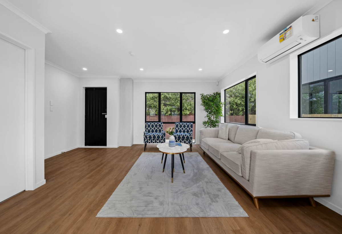 Brandnew standalone 3 beds 2.5 baths home with garage, close to Papakura Town Centre, local schools, parks, and easy motorway access, 0.3 km to Cosgrove School, 1.4 km to Papakura High School, 1.6 km to Papakura Intermediate, Lot 3/174B Clevedon Road, Papakura, Auckland